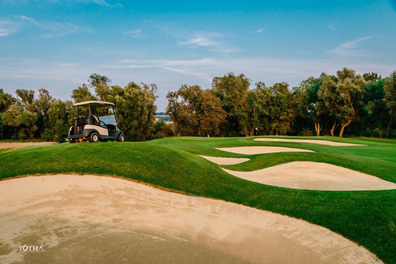 Zala Springs Golf Resort Zalacsany Luaran gambar