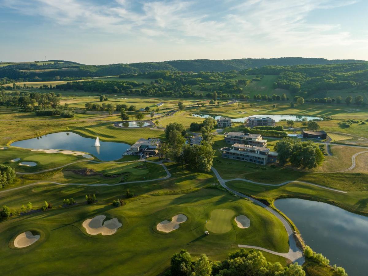 Zala Springs Golf Resort Zalacsany Luaran gambar