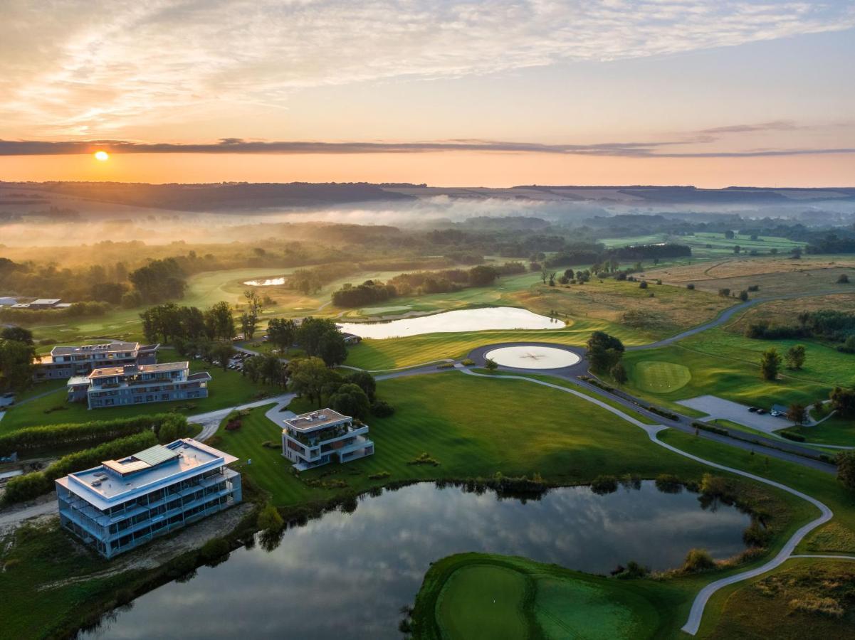 Zala Springs Golf Resort Zalacsany Luaran gambar